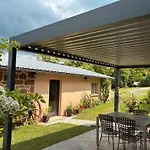 度假居 Domaine De Jouani La Charrue *