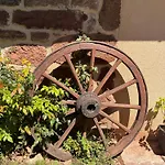 Domaine De Jouani La Charrue 度假居 Villecomtal